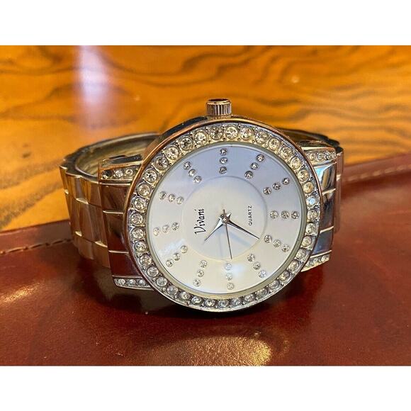 Women's Vivani Silver Ton Bangle Bracelet Watch with Crytstal Accents - Picture 1 of 3